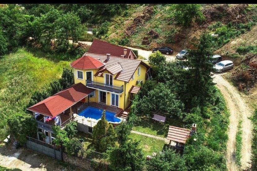 Yellow House Novi Sad Buitenkant foto